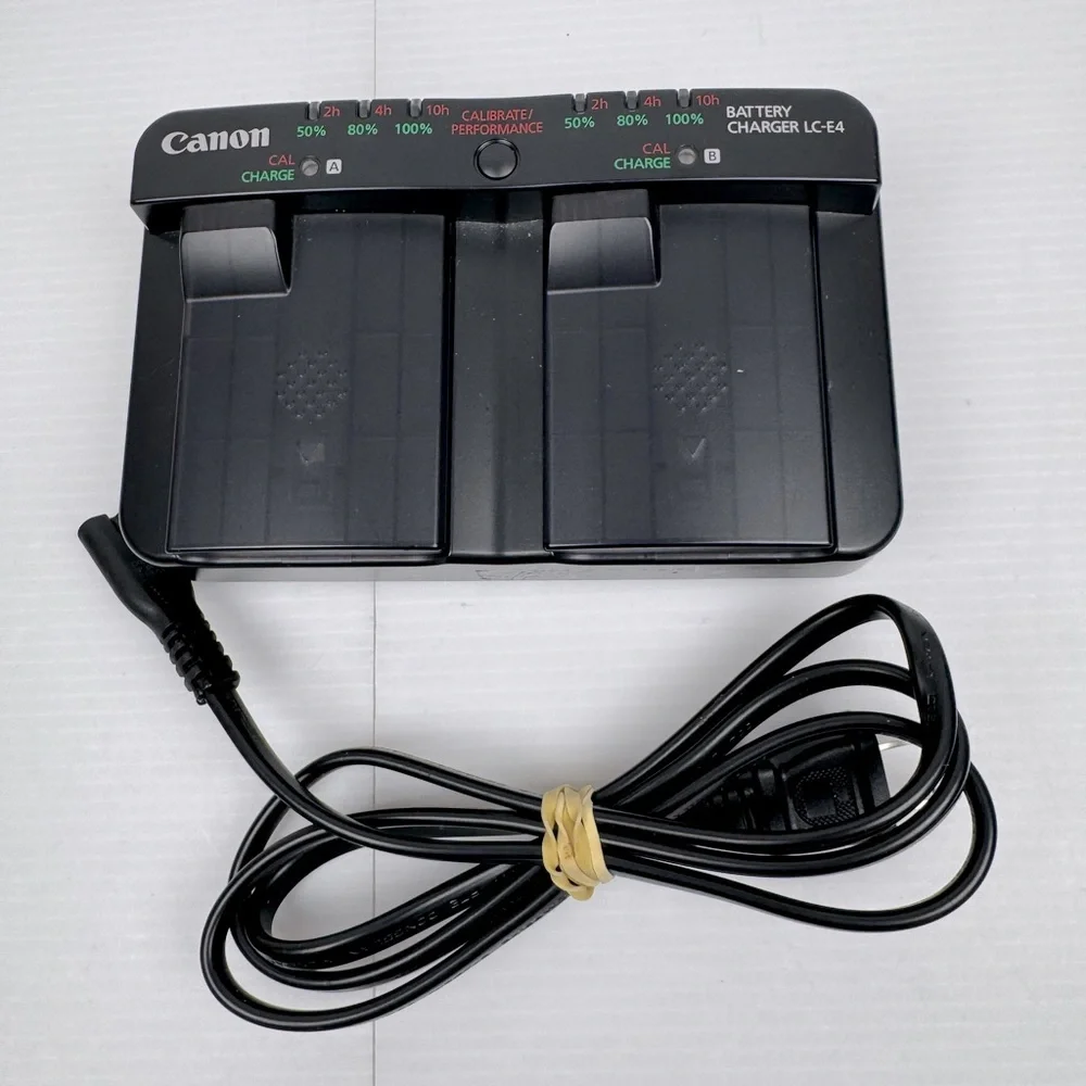 Canon LC-E4 Dual Battery Charger With Covers And Cord